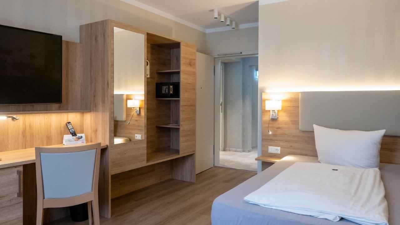 Altstadt-Hotel شتندال المظهر الخارجي الصورة